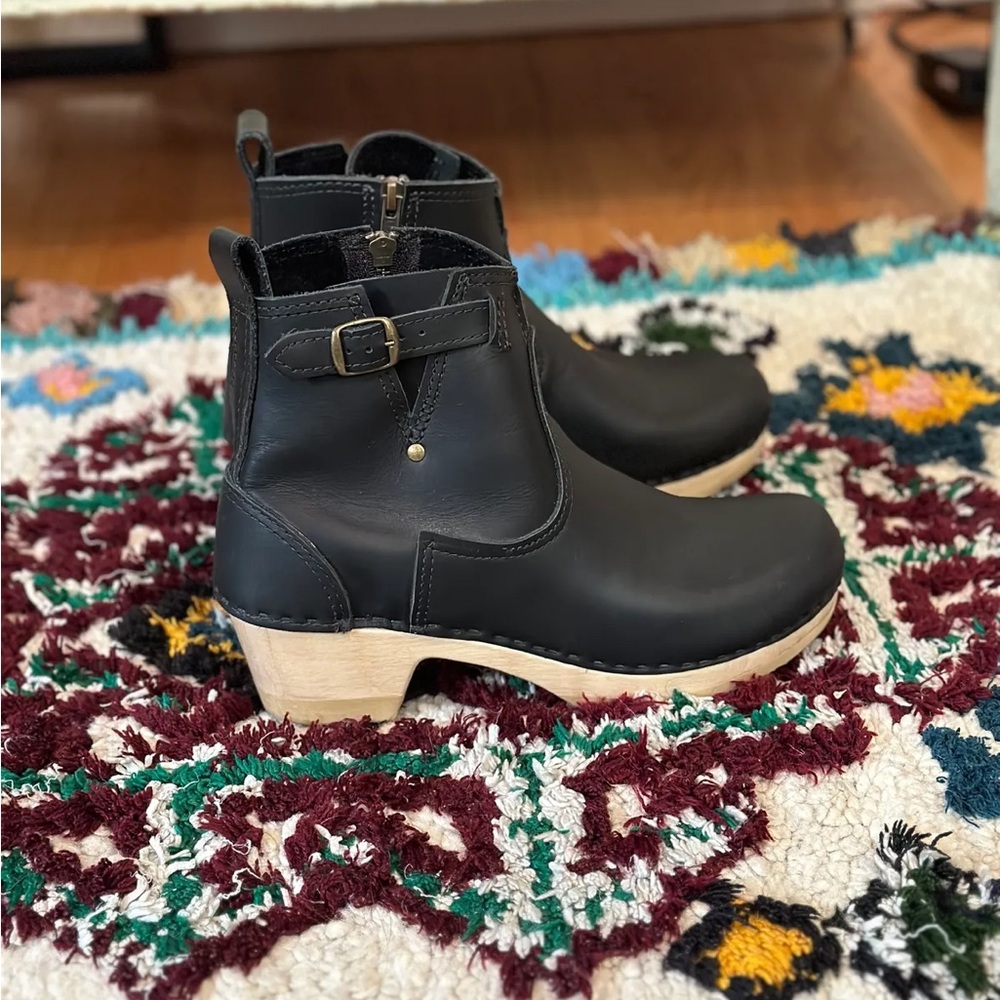 No. 6 Clog Buckle Boot